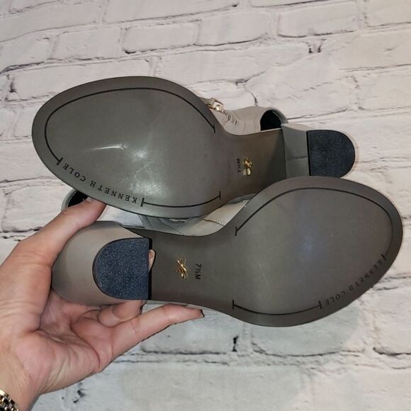 Grey Kenneth Cole 'Sydney' Open Toe Booties - 7.5 - Picture 10 of 10